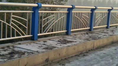 橋梁亞光不銹鋼復合管護欄 1.2m